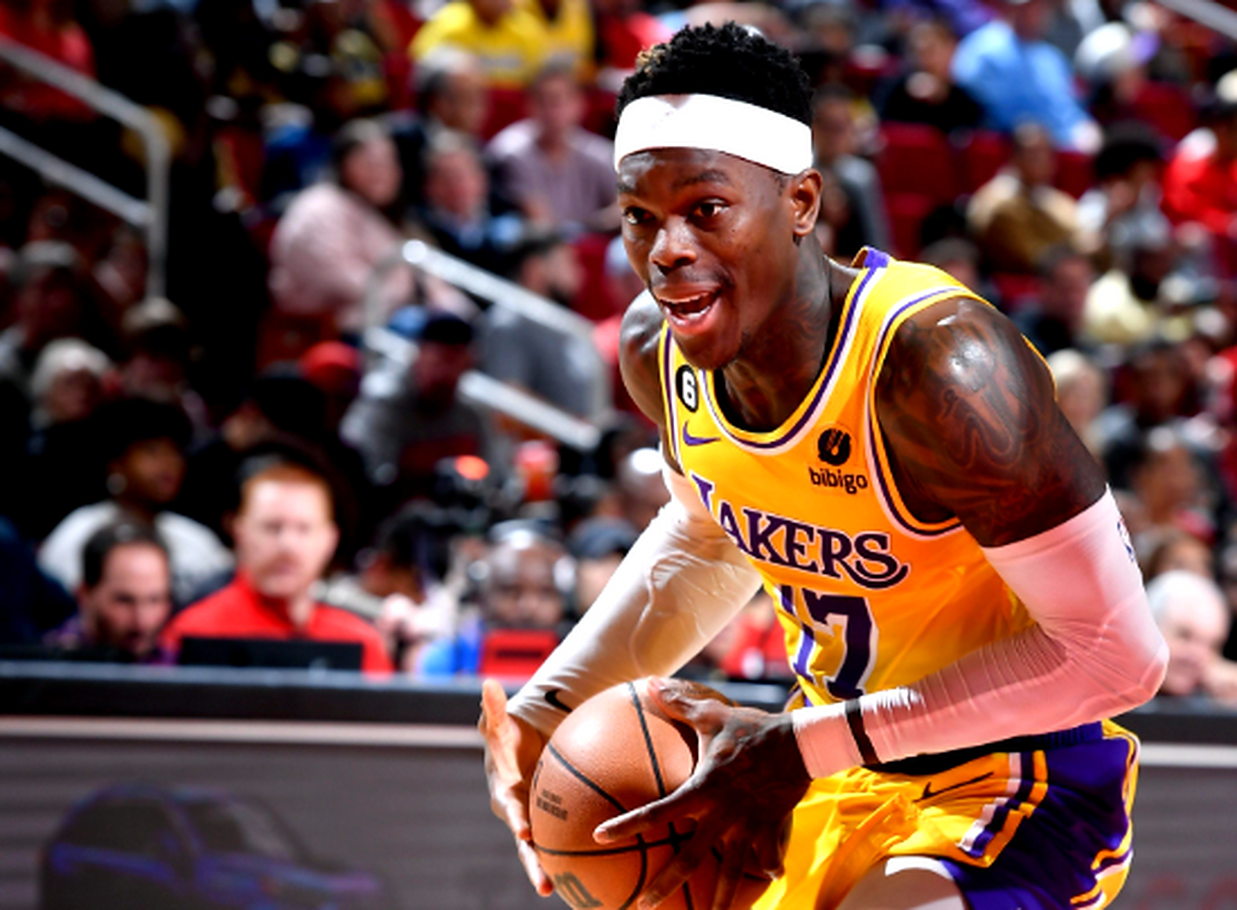 包含雷霆绝地反击湖人，浓眉统治全场的词条