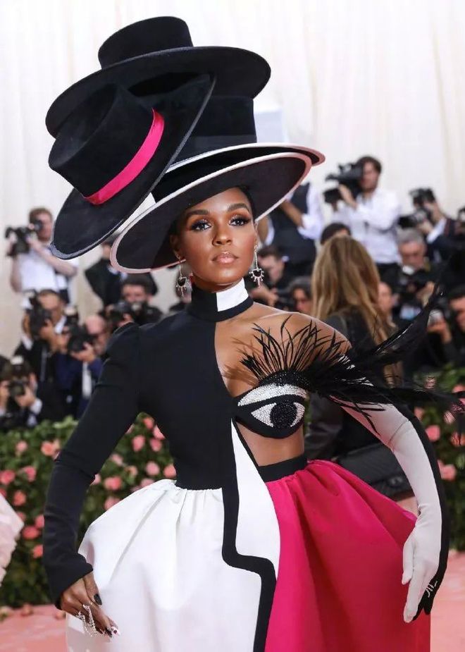 开云体育平台APP-菲律宾男篮绝地反击热火B队,波特完成帽子戏法的简单介绍