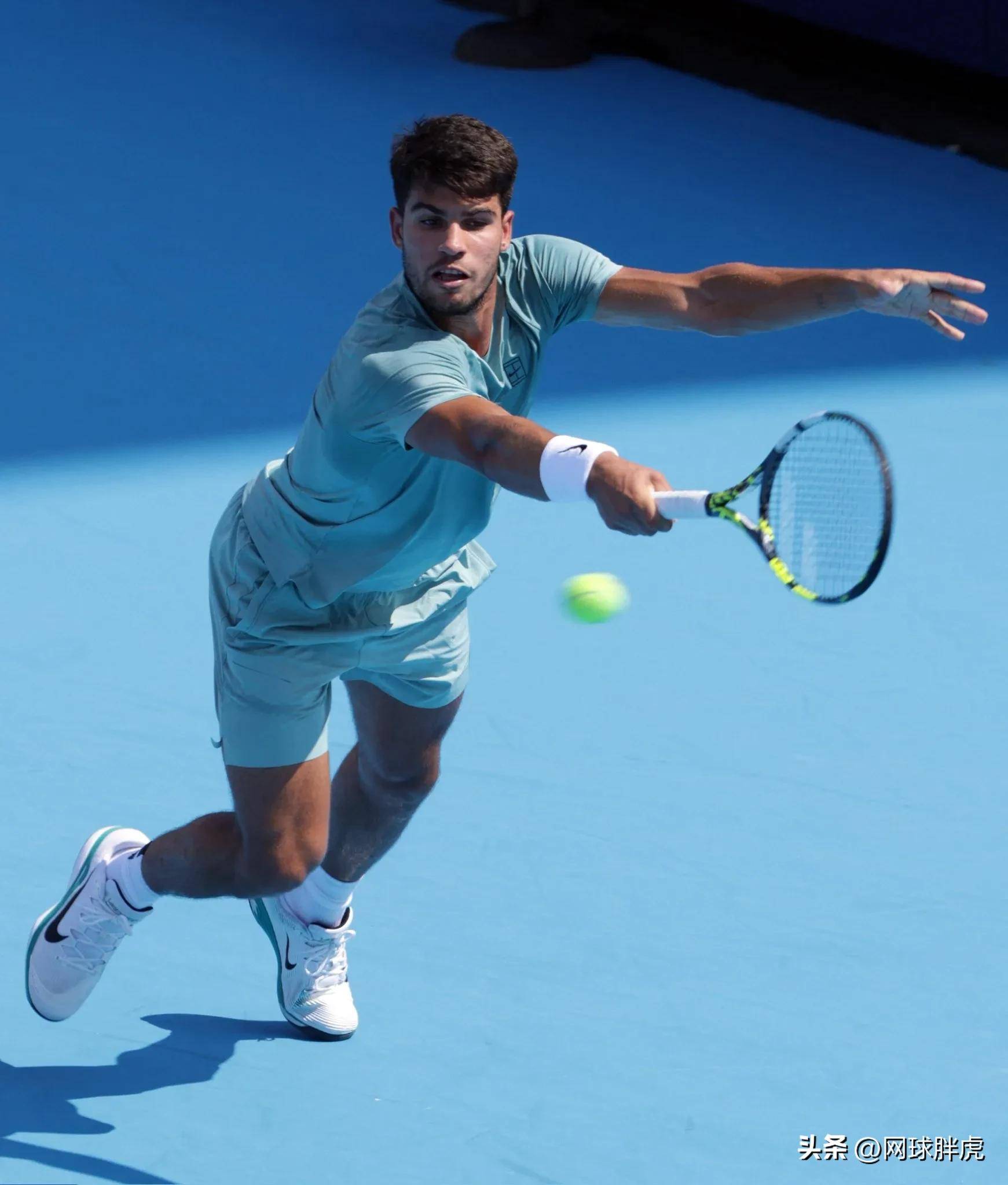 欧洲网球队碾压英国网球队,阿尔卡拉斯高光表现 欧洲网球队碾压英国网球队,阿尔卡拉斯高光表现