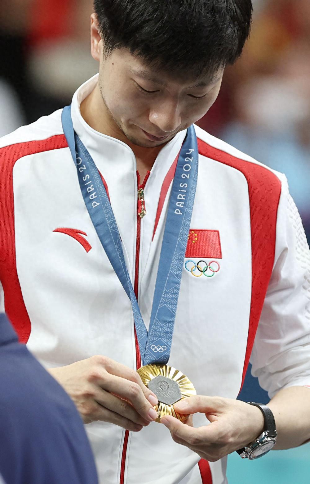 包含瑞典乒乓球队力克日本乒乓球队，马龙制霸全场的词条