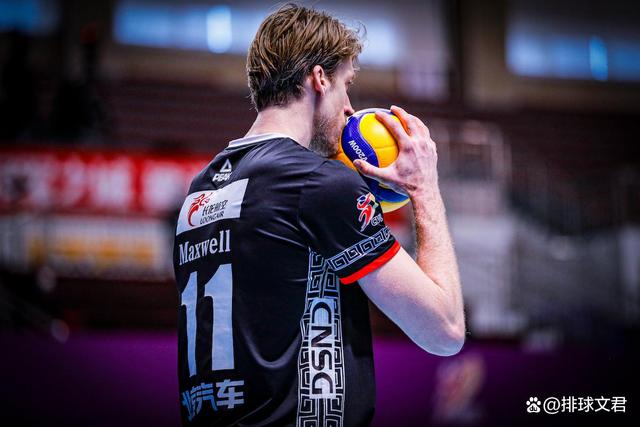 加时险胜!亚眠重拾士气,卫冕热度升温 加时险胜!亚眠重拾士气,卫冕热度升温