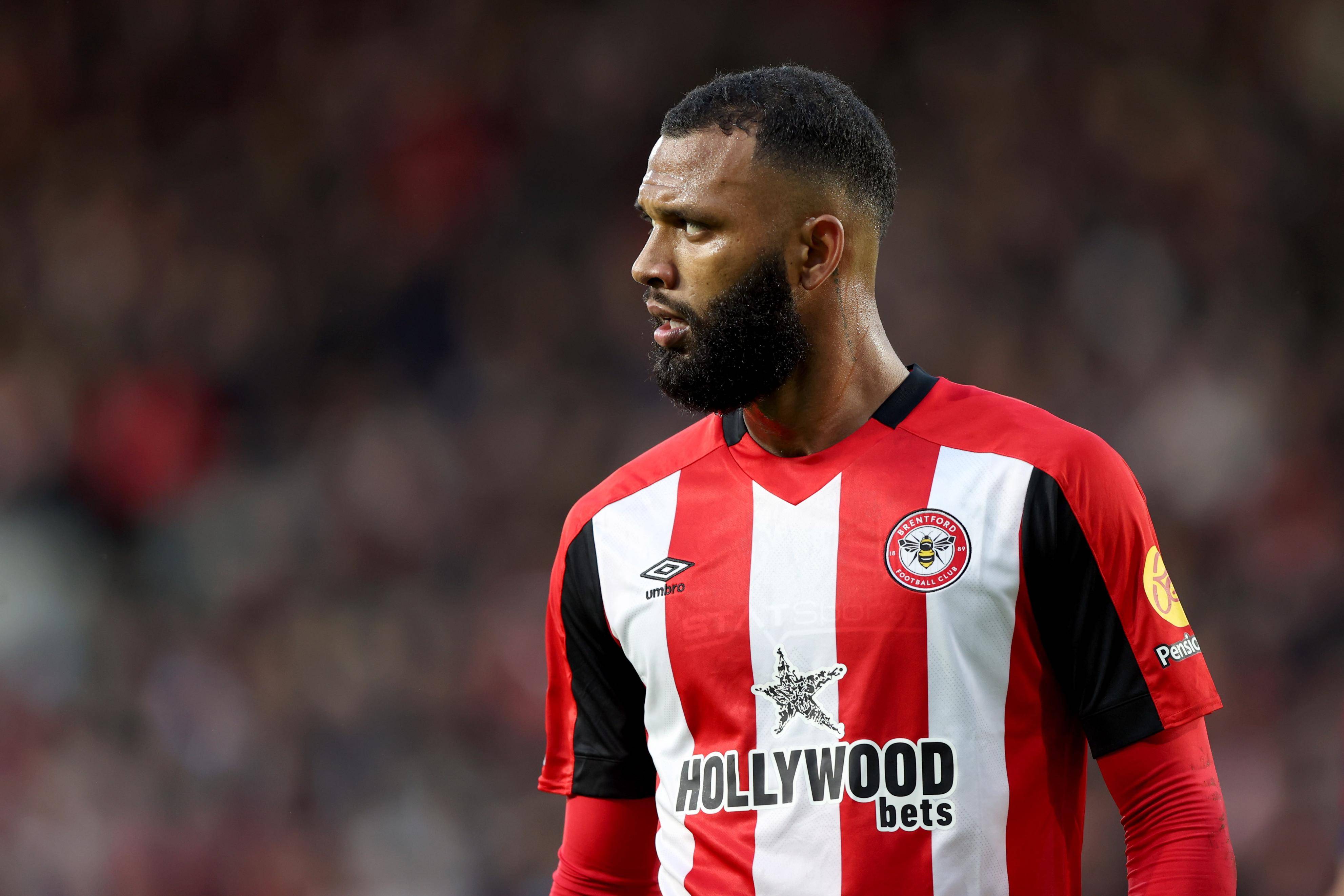 开云平台-曼联引进新后卫,强化防守实力的简单介绍