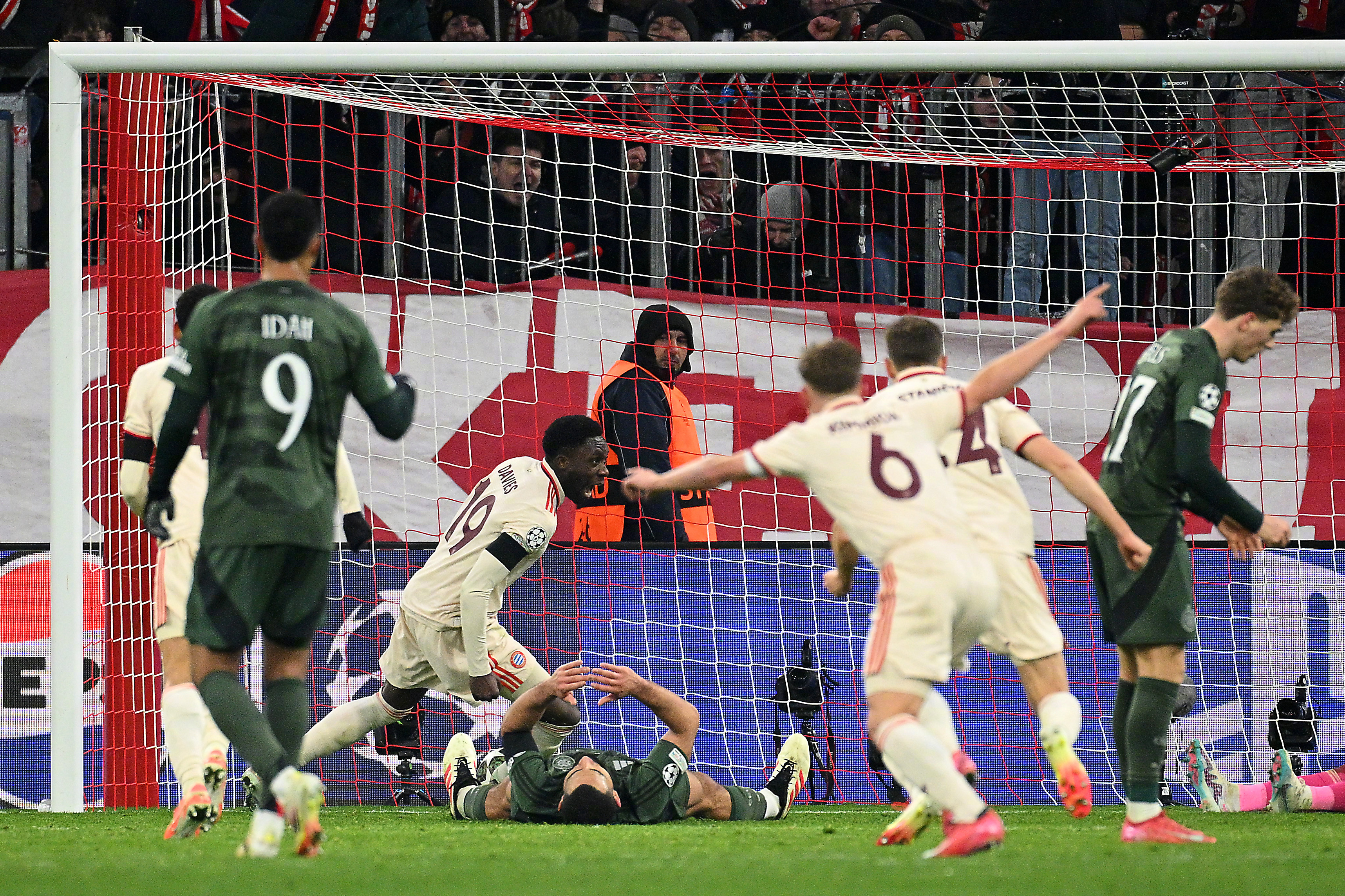 开云平台-拜仁客场擒切尔西,锁定晋级位置的简单介绍