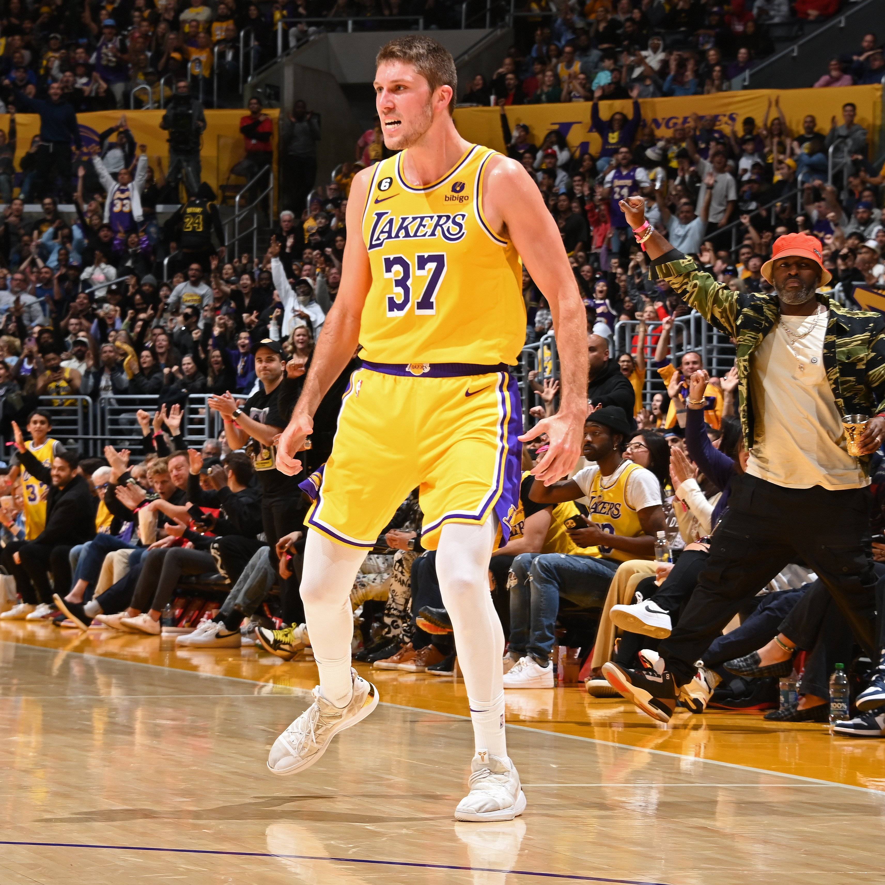 开云体育下载-关于湖人队主帅战术妙计,再夺胜利之巅的信息