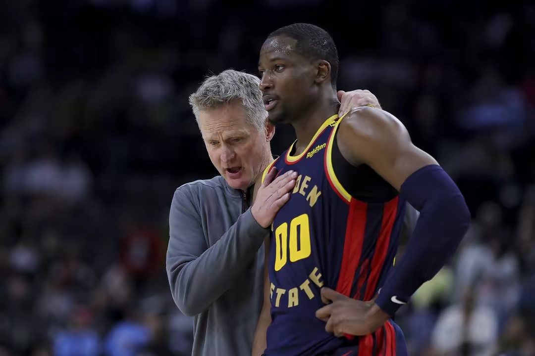 美国男篮险胜马刺,乔治高光表现的简单介绍 美国男篮险胜马刺,乔治高光表现的简单介绍